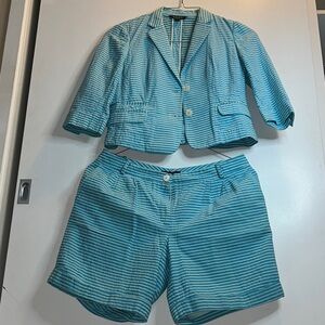 VINTAGE• Blazer SIZE 6 and Short SIZE 12 • BROOKS BROTHERS